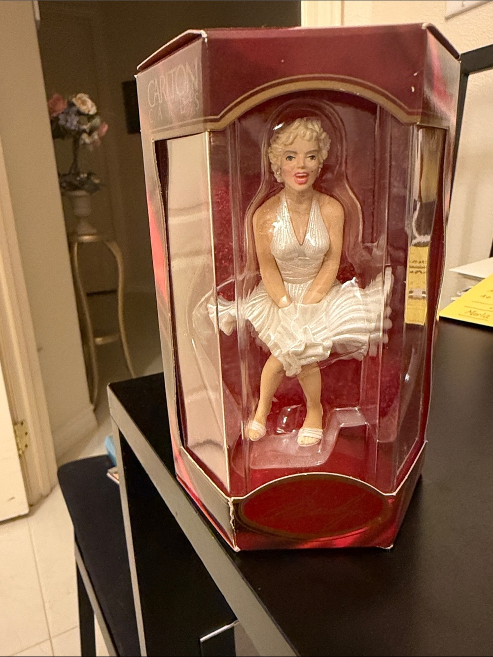 Marylin Monroe Carlton Cards Christmas tree ornament / Heirloom collection 1998